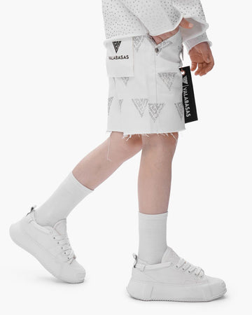 VALABASAS PALACE - WHITE KIDS SHORTS